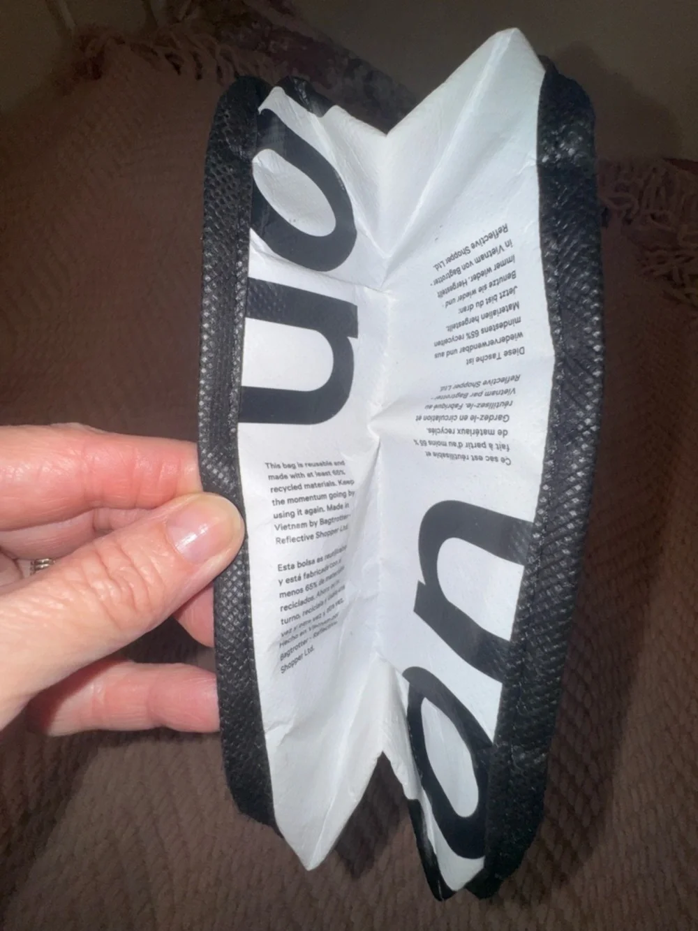 Lululemon reusable bag.